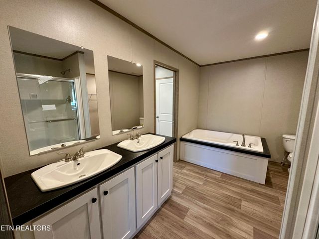 478 Skyline Drive, Harriman, TN 37748