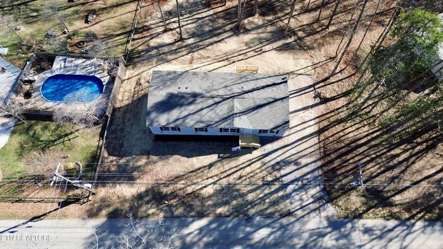 478 Skyline Drive, Harriman, TN 37748