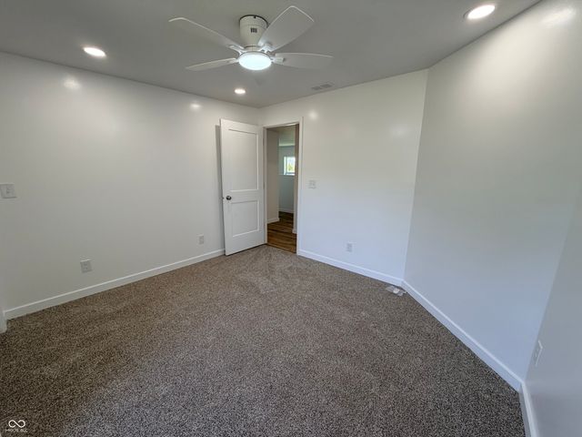 5776 E Railroad Avenue, Crawfordsville, IN 47933