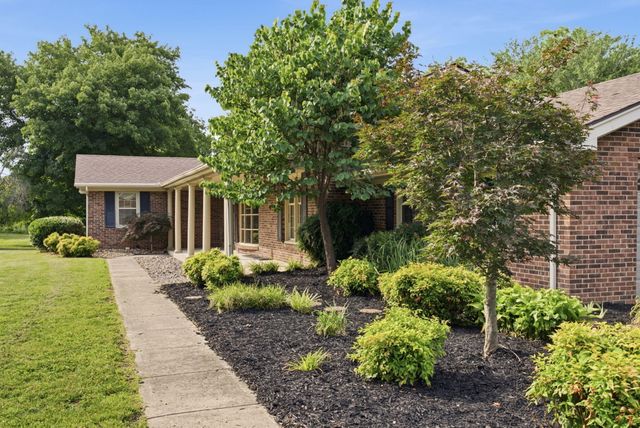296 Elliston, Richmond, KY 40475