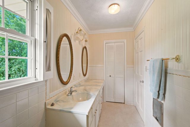 296 Elliston, Richmond, KY 40475