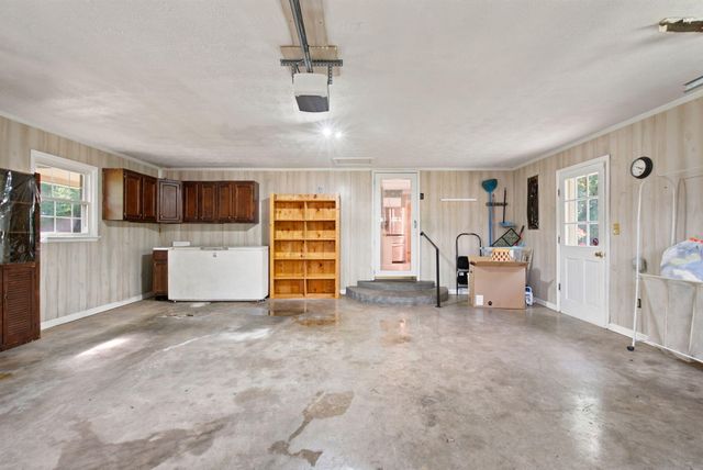 296 Elliston, Richmond, KY 40475