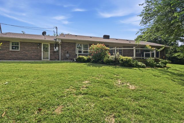 296 Elliston, Richmond, KY 40475