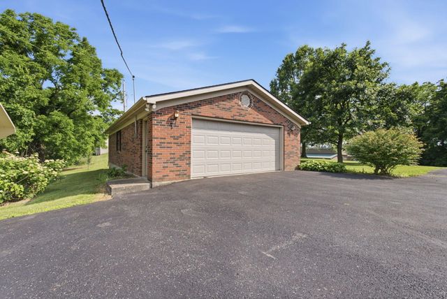 296 Elliston, Richmond, KY 40475