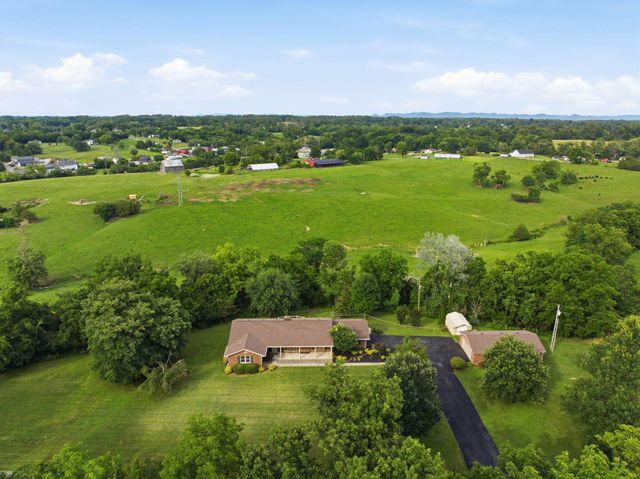 296 Elliston, Richmond, KY 40475