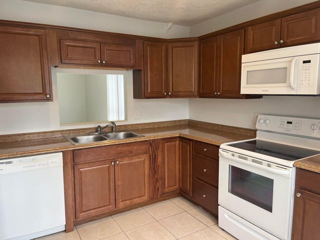 796 HILL Drive A, West Palm Beach, FL 33415