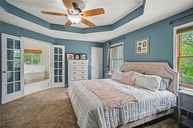 8501 N McDonald Avenue, Kansas City, MO 64153