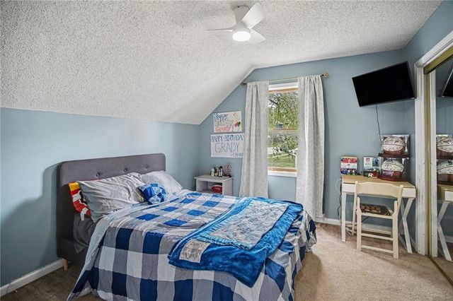 8501 N McDonald Avenue, Kansas City, MO 64153