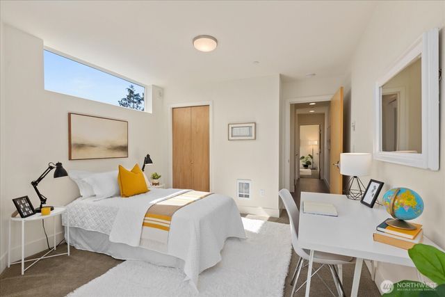 721 24th Avenue S, Seattle, WA 98144