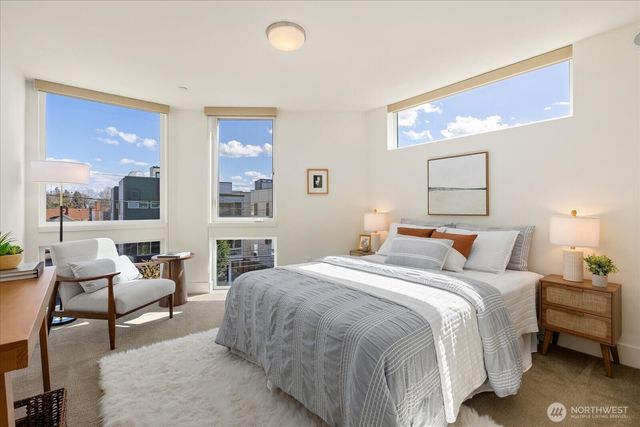 721 24th Avenue S, Seattle, WA 98144