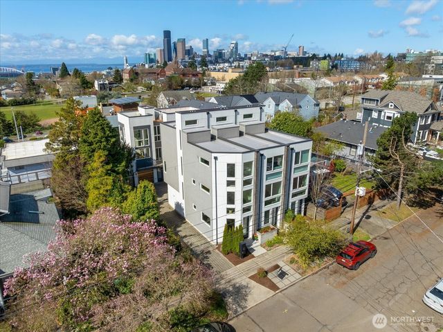 721 24th Avenue S, Seattle, WA 98144