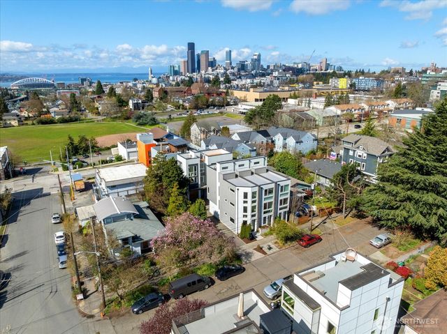 721 24th Avenue S, Seattle, WA 98144