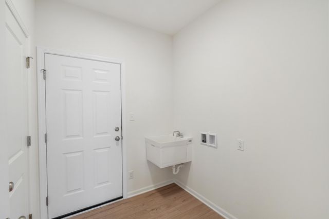 6214 River Run Avenue, Portage, IN 46368