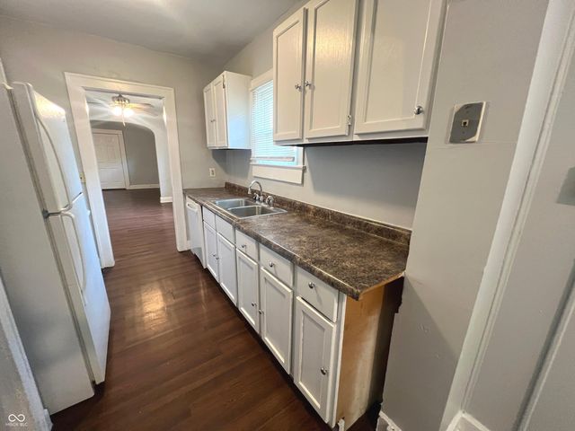 411 W 39th Street, Indianapolis, IN 46208