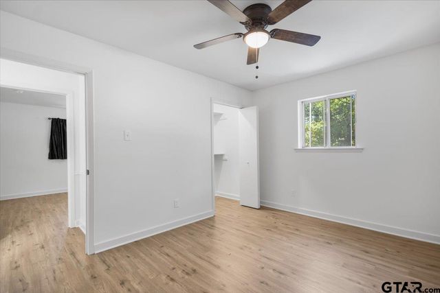 601 Ravenwood Drive, Athens, TX 75751