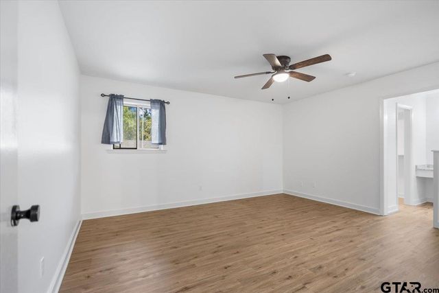 601 Ravenwood Drive, Athens, TX 75751