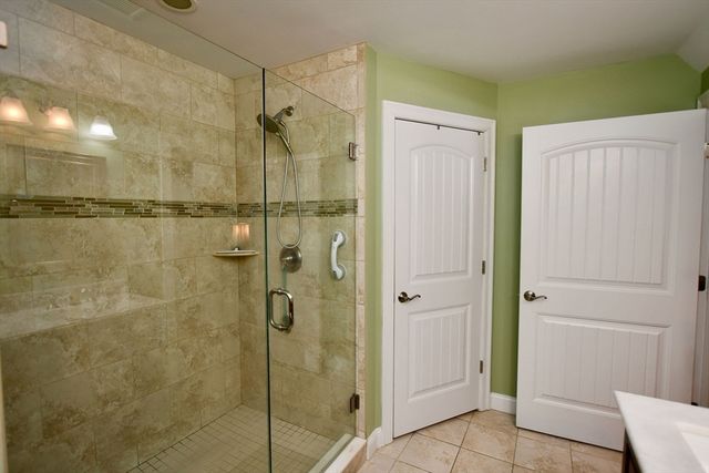 25 Carriage Ln 25, Duxbury, MA 02332