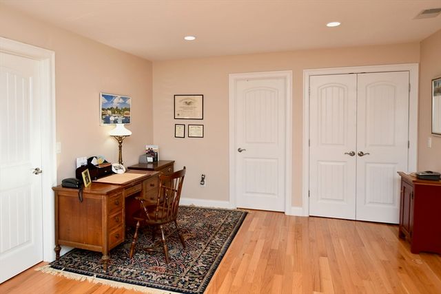 25 Carriage Ln 25, Duxbury, MA 02332