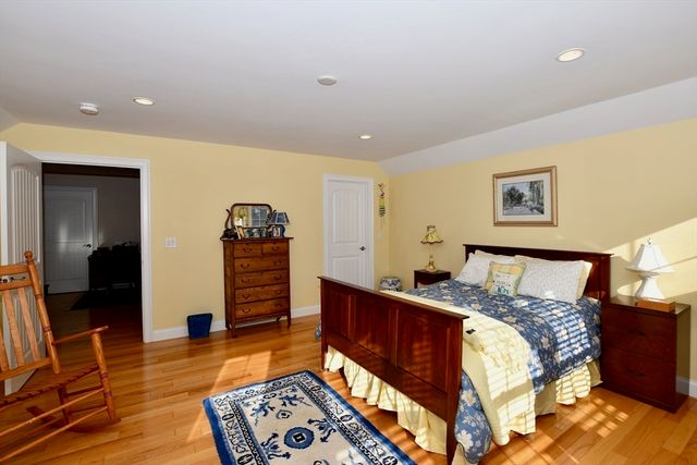 25 Carriage Ln 25, Duxbury, MA 02332
