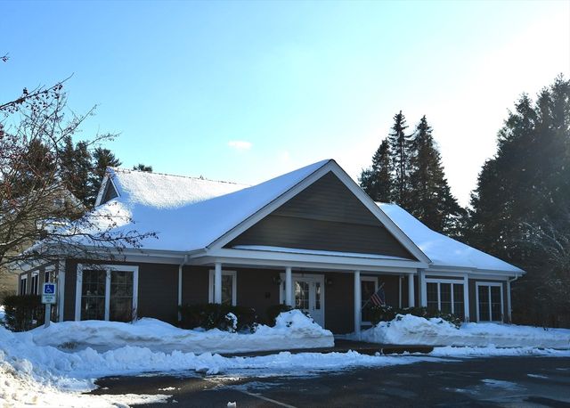 25 Carriage Ln 25, Duxbury, MA 02332