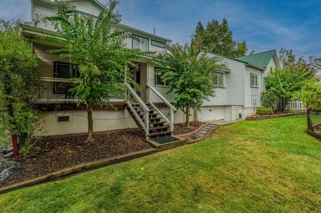 135 Amelia St, Sutter Creek, CA 95685