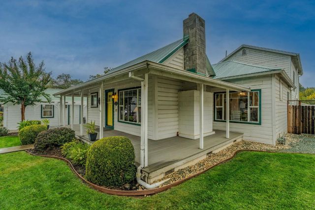 135 Amelia St, Sutter Creek, CA 95685