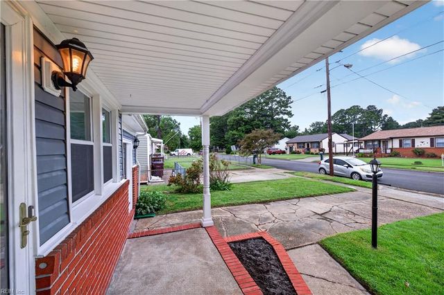 2706 Halsey ST, Chesapeake, VA 23324
