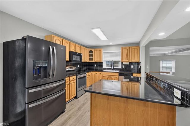 2706 Halsey ST, Chesapeake, VA 23324