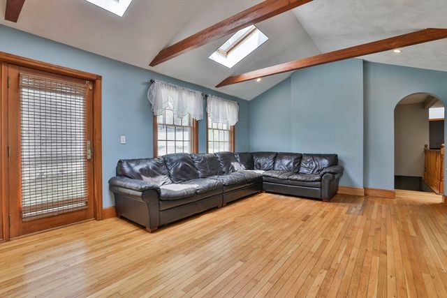 6 Phaneuf St, Middleton, MA 01949