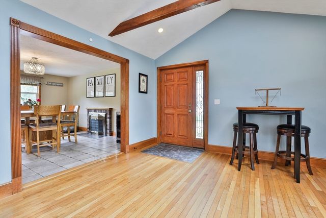 6 Phaneuf St, Middleton, MA 01949