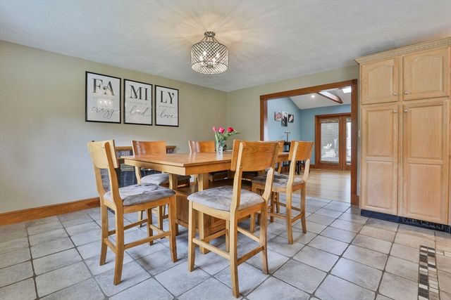 6 Phaneuf St, Middleton, MA 01949