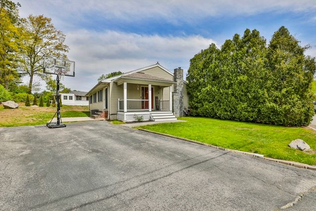 6 Phaneuf St, Middleton, MA 01949