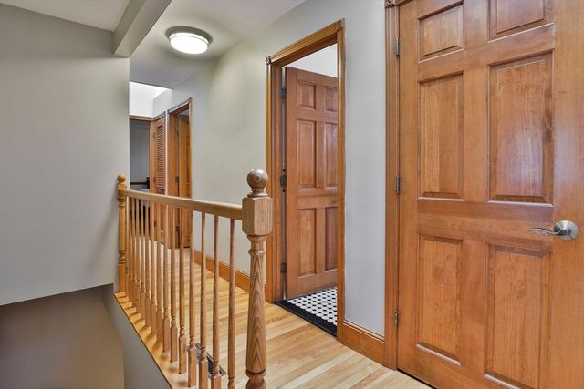 6 Phaneuf St, Middleton, MA 01949