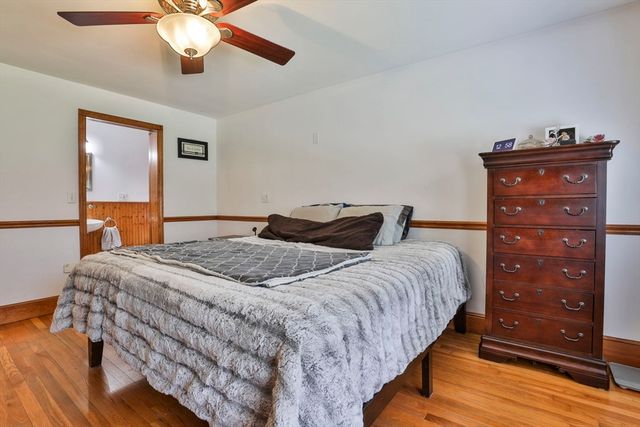 6 Phaneuf St, Middleton, MA 01949