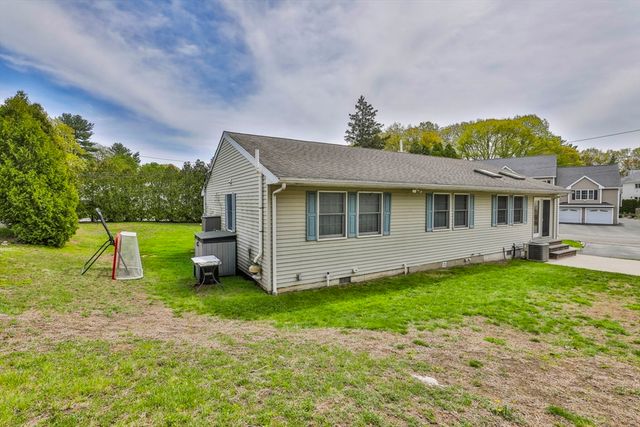 6 Phaneuf St, Middleton, MA 01949