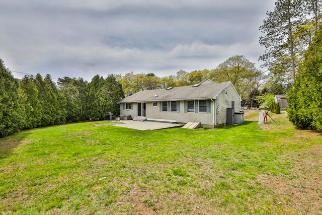 6 Phaneuf St, Middleton, MA 01949