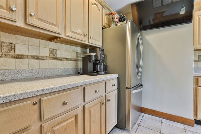 6 Phaneuf St, Middleton, MA 01949