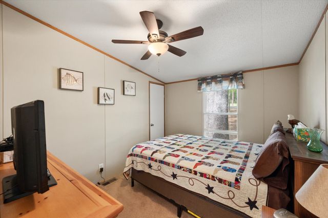 178 Kingswood Drive, Streetman, TX 75859