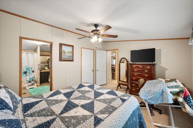 178 Kingswood Drive, Streetman, TX 75859