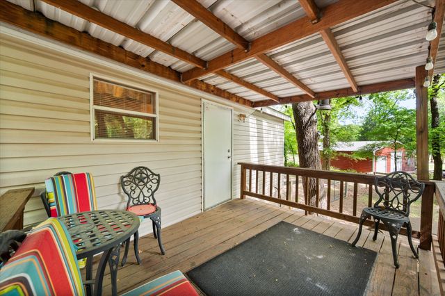 178 Kingswood Drive, Streetman, TX 75859