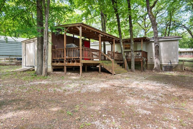 178 Kingswood Drive, Streetman, TX 75859