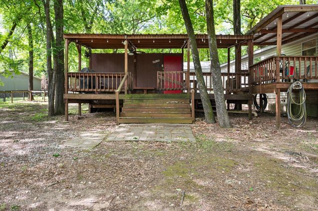 178 Kingswood Drive, Streetman, TX 75859