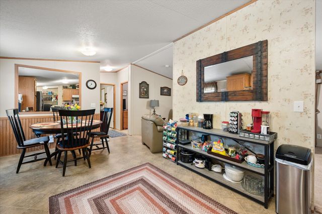 178 Kingswood Drive, Streetman, TX 75859