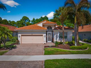 416 NW Sunview Way, Port St. Lucie, Port St Lucie, FL 34986