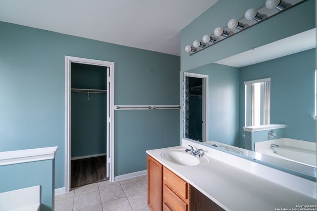 22047 KENTON KNL, San Antonio, TX 78258