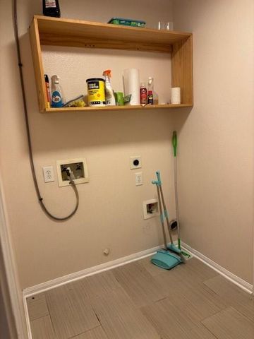 5355 Morgan Oak Drive Drive, Alvin, TX 77511