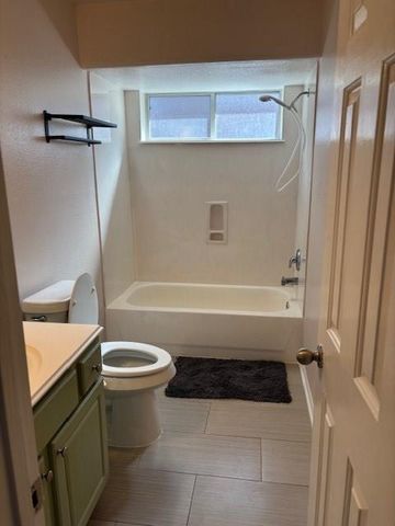 5355 Morgan Oak Drive Drive, Alvin, TX 77511