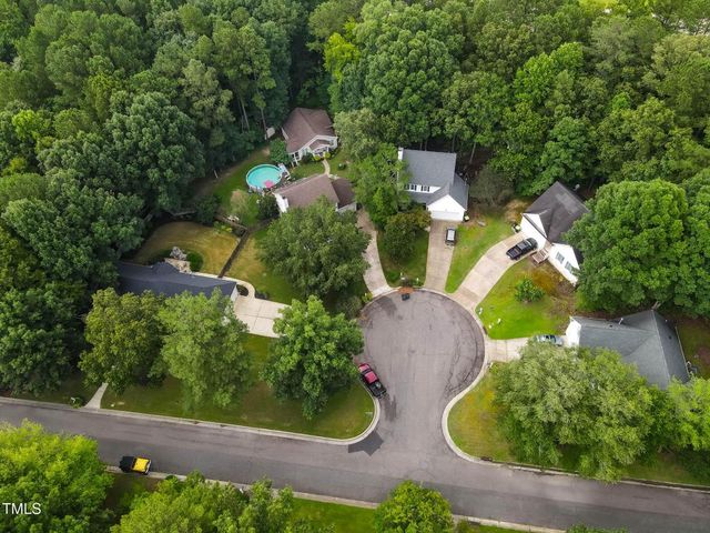 1702 Melbry Court, Apex, NC 27502