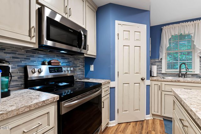 1702 Melbry Court, Apex, NC 27502