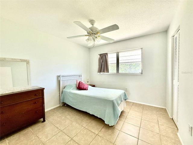 6105 CORAL WAY, Bradenton, FL 34207